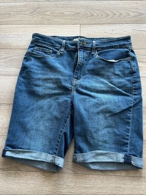 Levi's Women's Denim Bermudas - Medium Blue